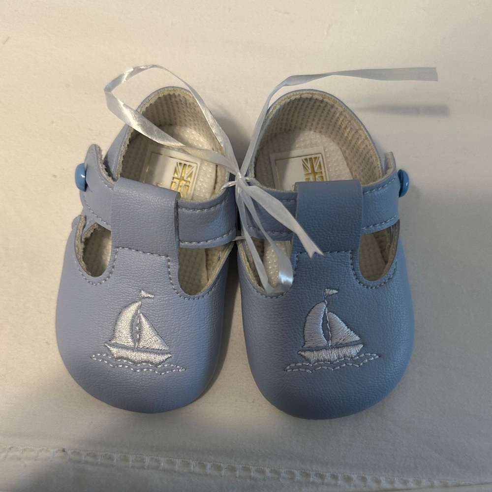 NWT Baypods Blue Sailboat Shoes